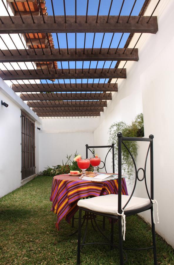 Hotel Palacio De Dona Beatriz Antigua Exterior photo